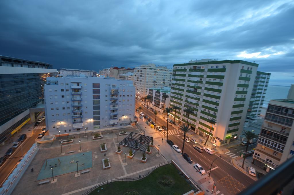 Apartments Vistas Mar Bahia Cádiz Room photo